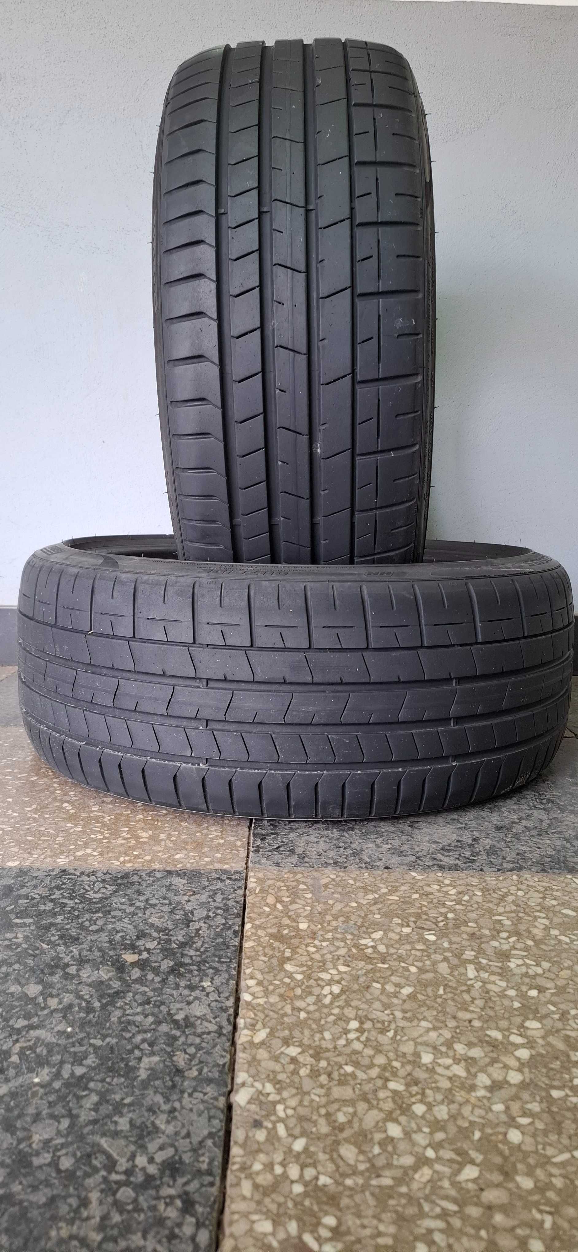 2бр. 235/35/19 Pirelli 6.3mm грайфер, дот 20г. Безплатен монтаж