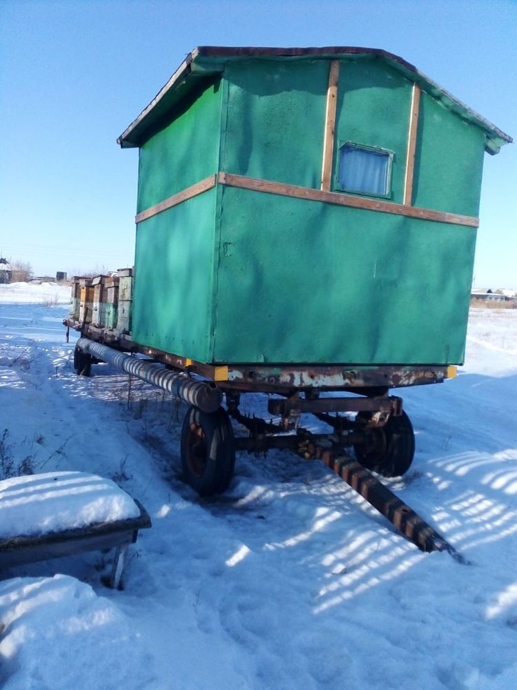 Прицеп пчеловодческий