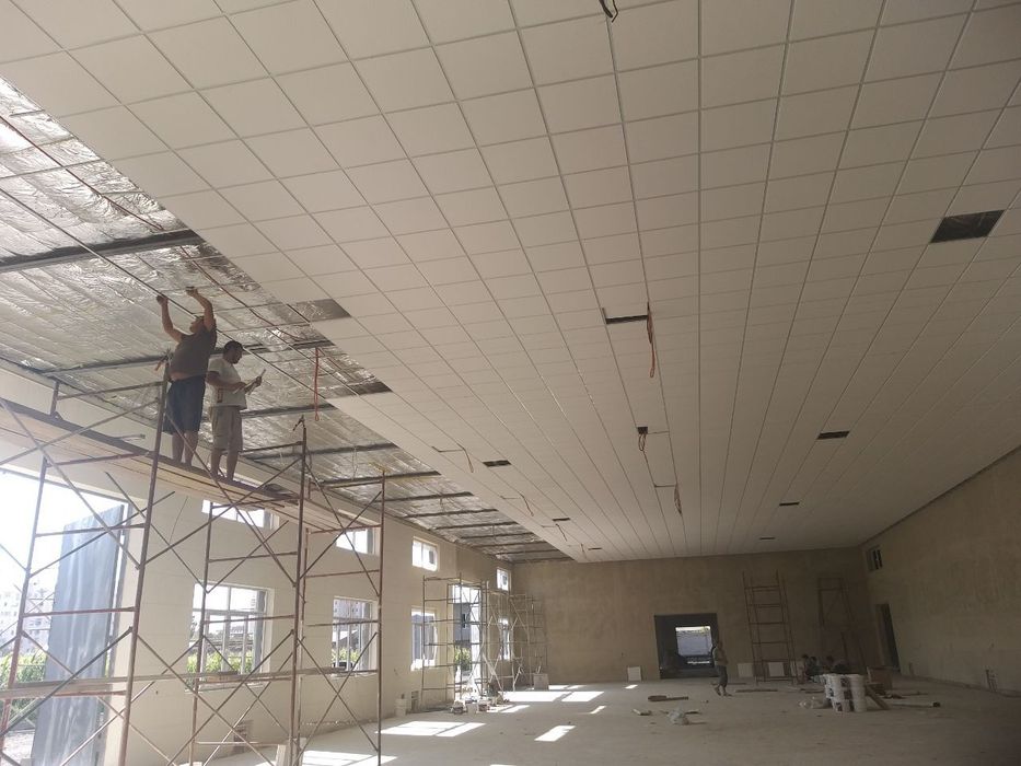 Качественные подвесные потолки типа Армстронг от производителя. “PSS”