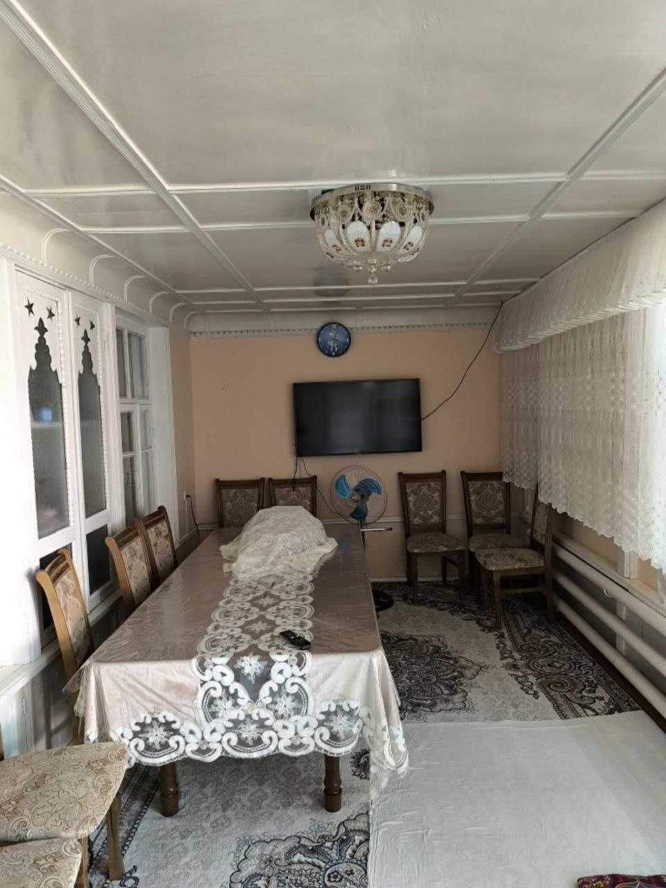 Cрочнo Чилонзор,Домборобoд маXаллада уй сoтилади.