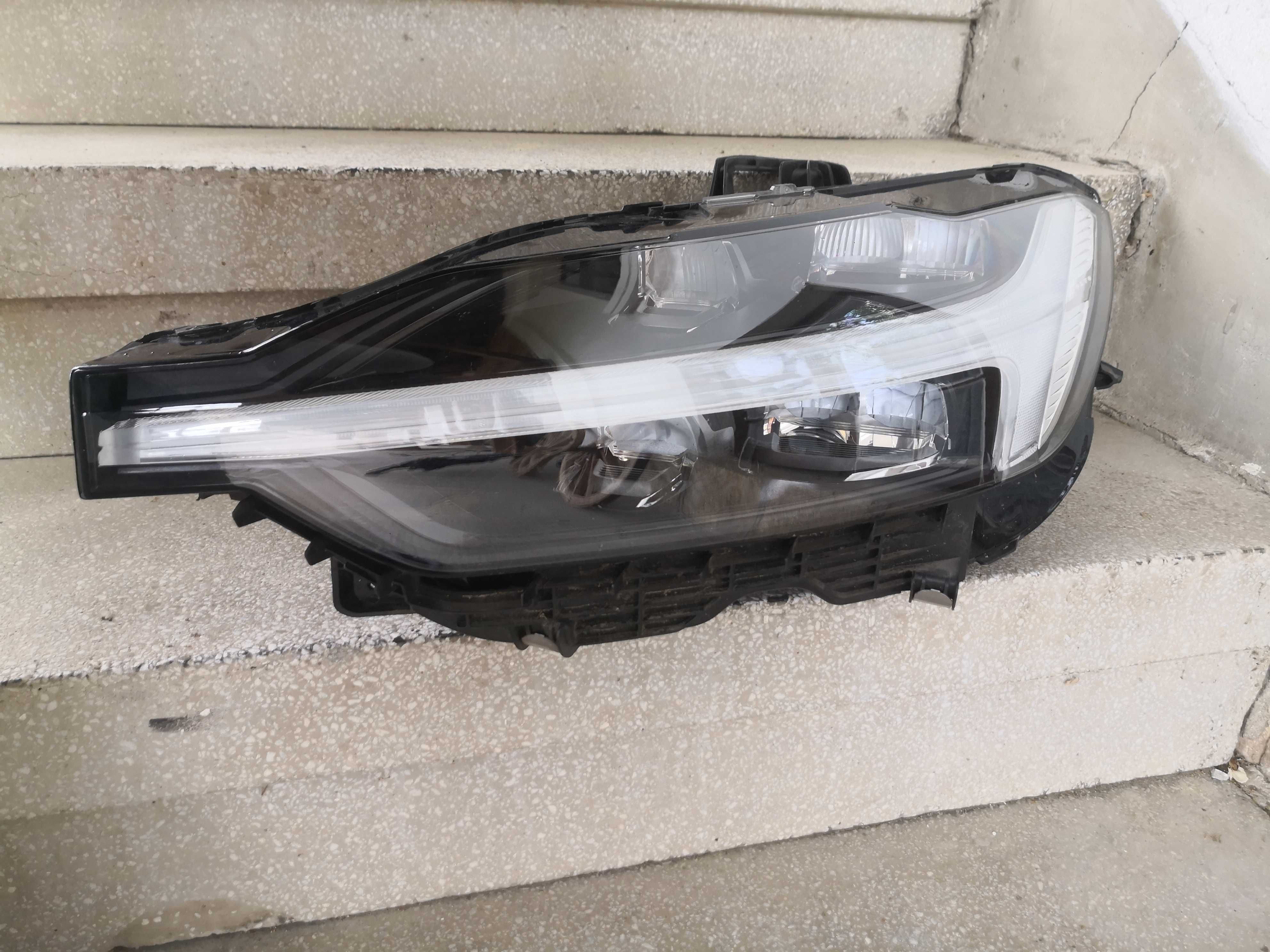 Фарове Volvo XC60 LED/Фар Volvo XC60/Фарове Волво ХЦ60 Оригинални