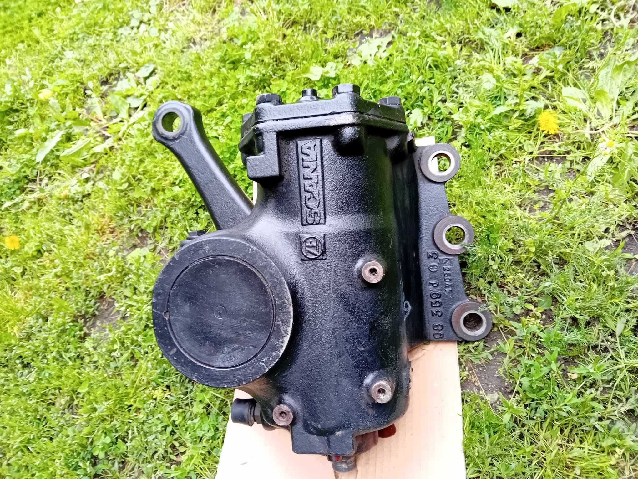 Секторна кутия ZF (кормилна кутия) Scania R