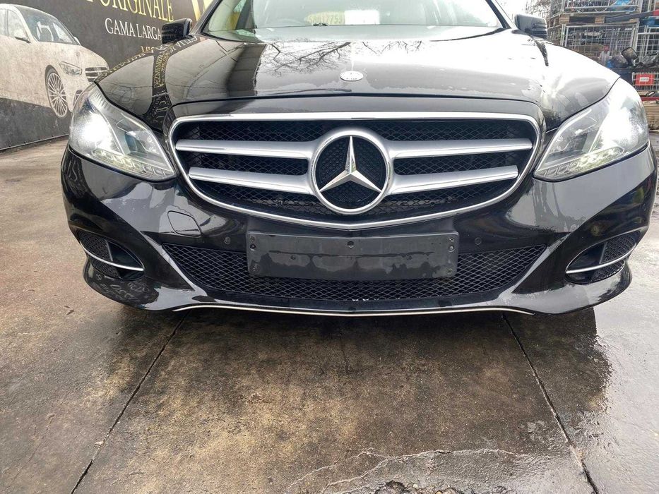 Dezmembrez mercedes e220 w212 facelift/far w212/bara w212/capota/stop/