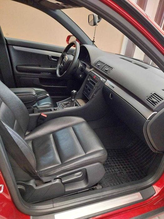 vand Audi A4 quattro