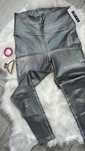 Colanti holografici Guess S si top Levi’s M