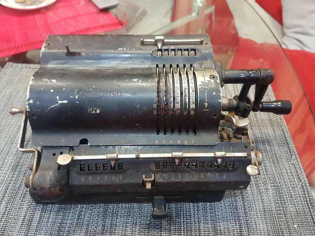 Стара сметачна машина