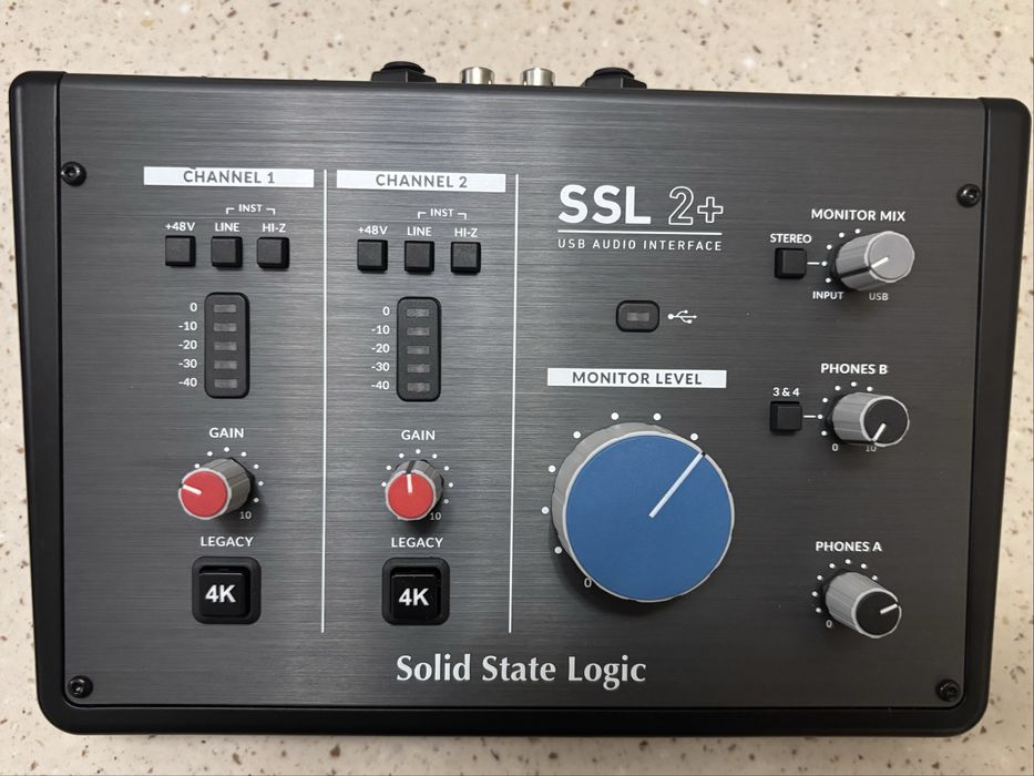 Звуковая карта SSL2+