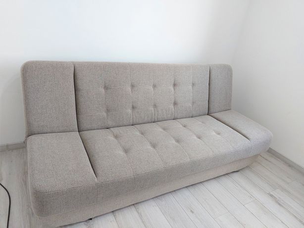 Curatare canapele,scaune,fotolii materiale textile la domiciliu.