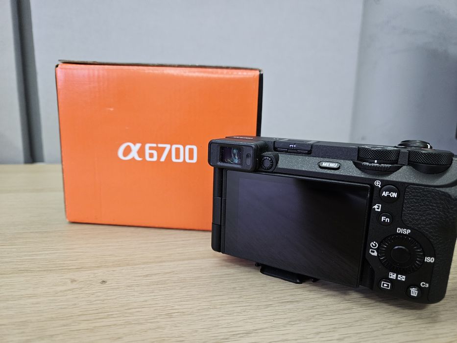 Sony a6700 Body - la cutie impecabil