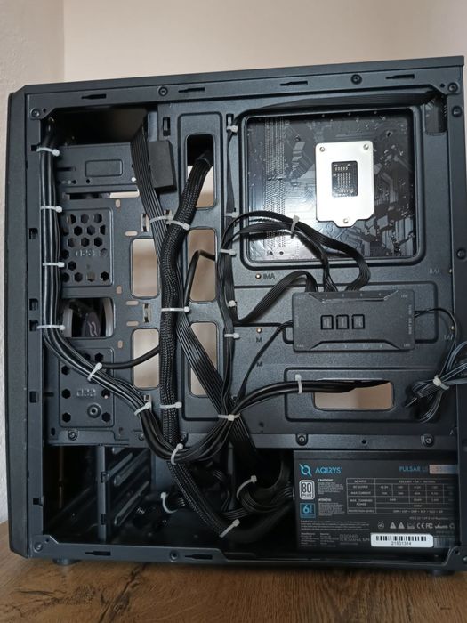 PC- Calculator Gaming I5-10400F, AMD Radeon RX 6600, SSD 512GB M.2