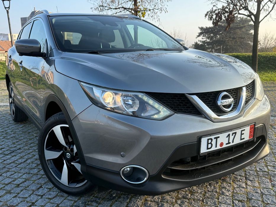 Nissan Qashqai Nissan Qashqai 4X4 Panoramic Nvi 130 Cp Camere360` KEYLESS GO/ENTRY
