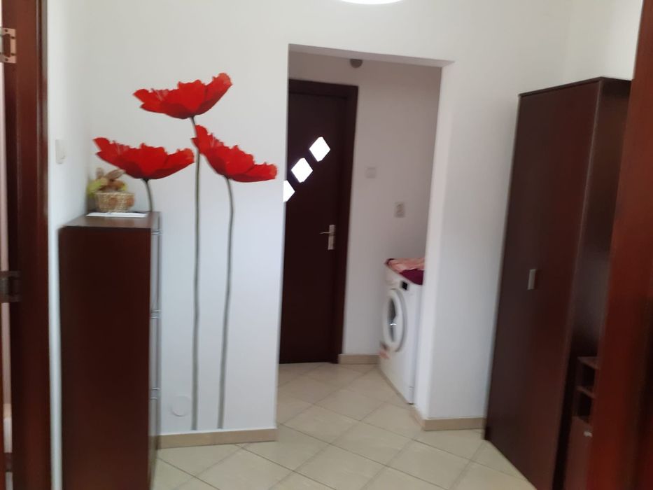 Inchiriere apartament cu o camera.