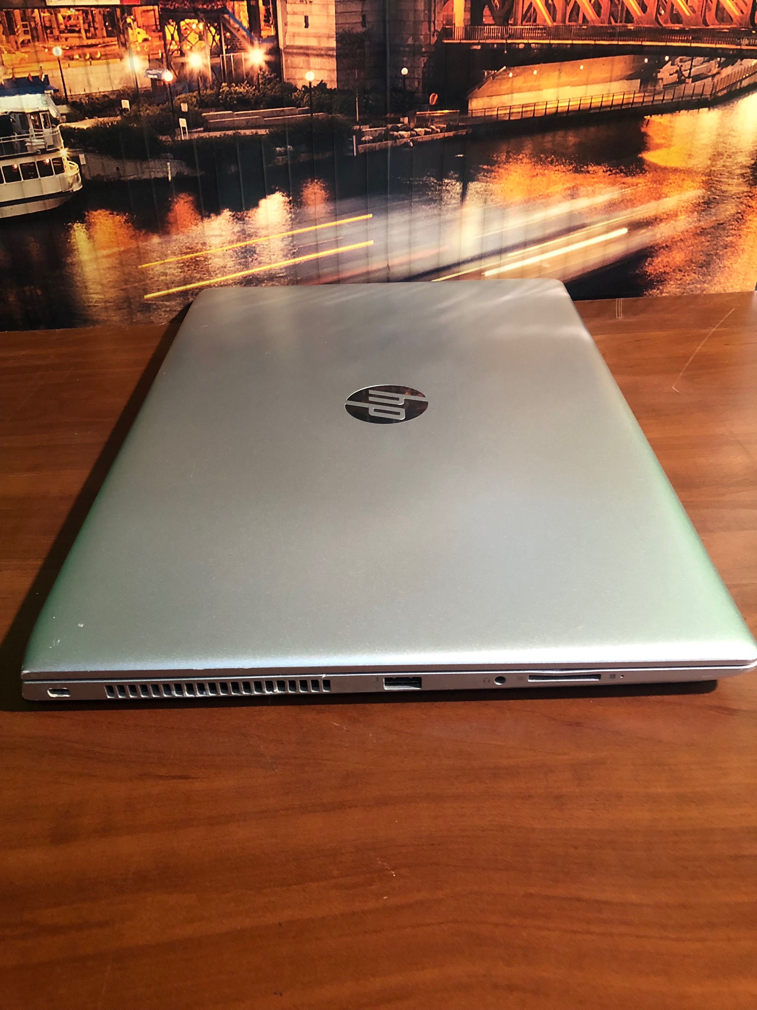 Ноутбук  Hp и Asus . Срочно