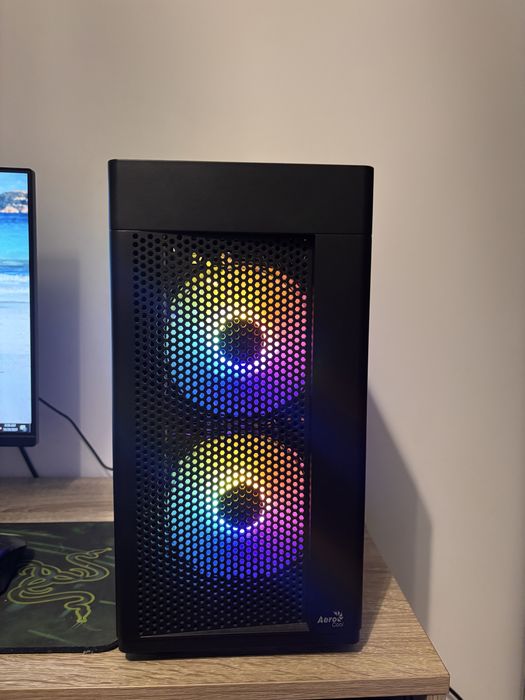 Геймърски Компютър 16 ram ryzen 5 5500 gtx1660ti+ win11pro  Монитор.