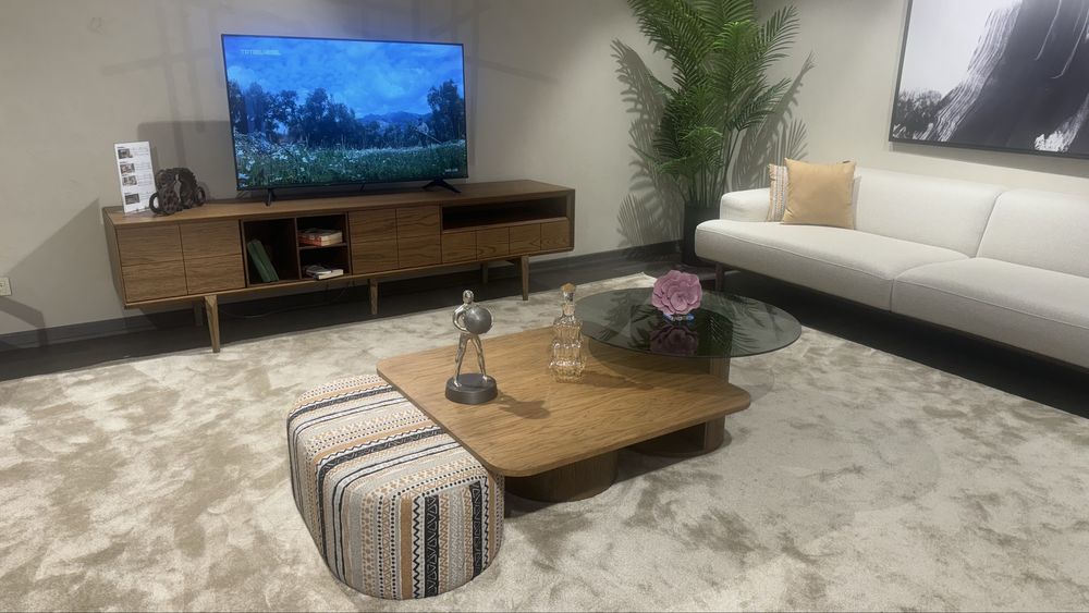 Долна секция, TV шкаф