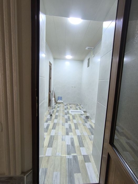 Продается участок с домом в городе Янгиюле.