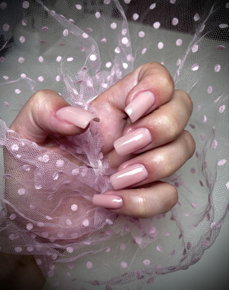 Manichiură , pedichiură ojă semi, gel , polygel si protezare acryl