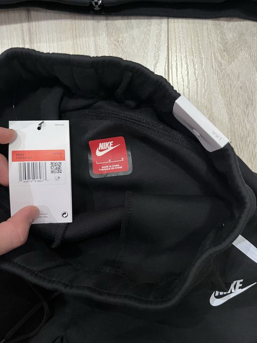 Nike tech fleece reflective M/L