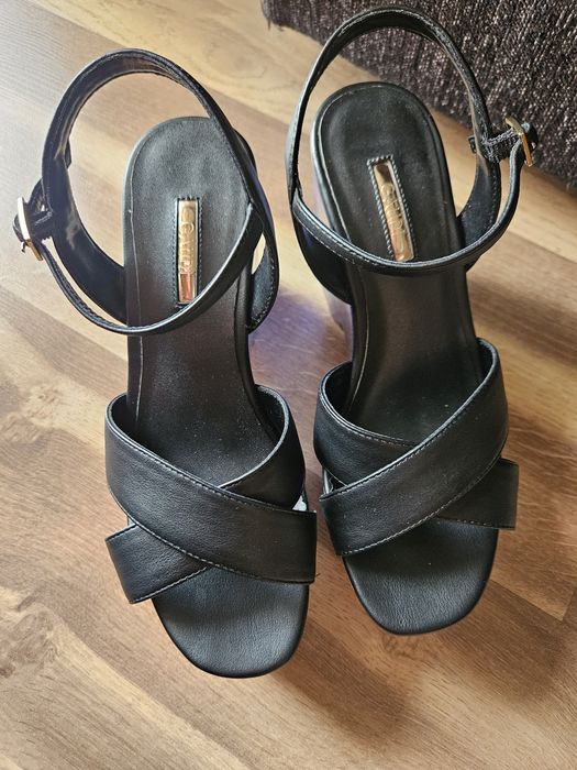 Дамски сандали GAUDI