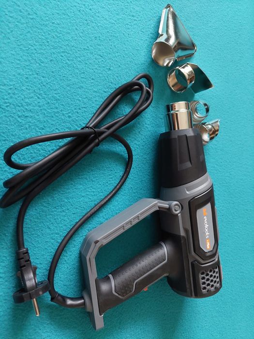 Suflanta aer cald cu afisaj lcd + duze