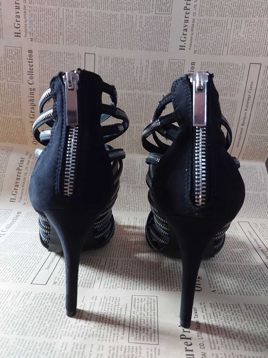 Sandale cu barete si toc Aldo, mărimea 39