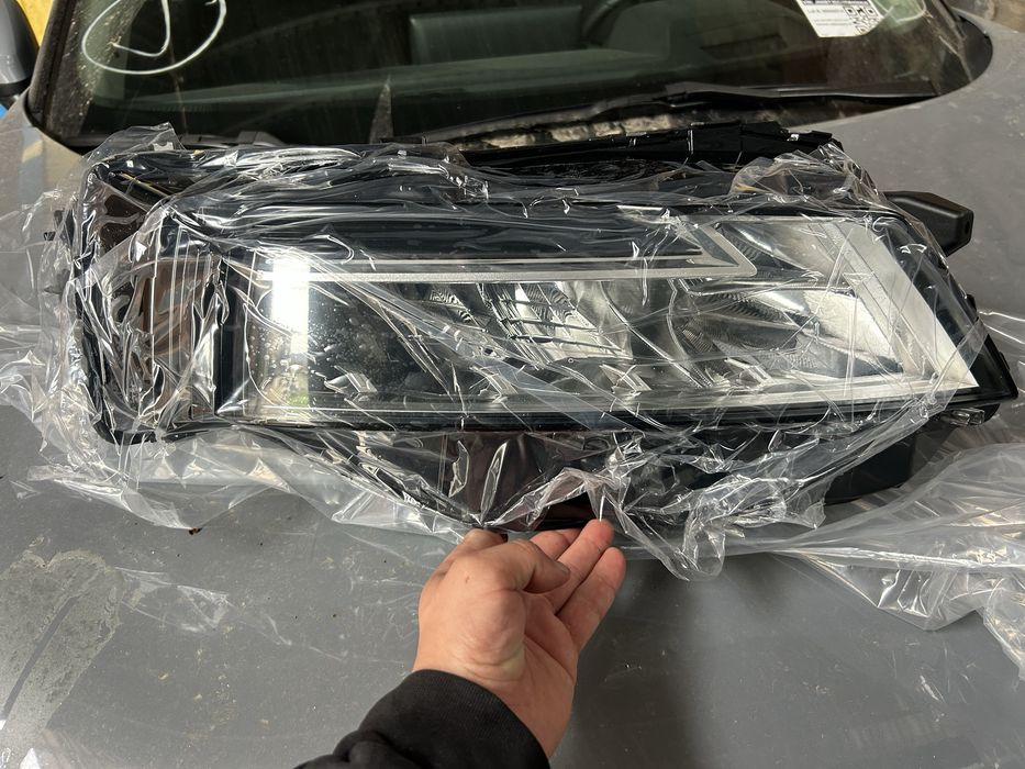 Фарове Nissan Rogue - X-trail 2021-2025