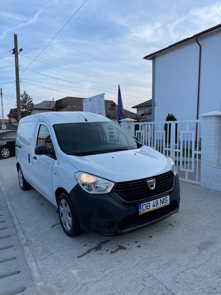 Vând Dacia Dokker 1.6 i fabricație 2019 /53.000km Proprietar/6900€