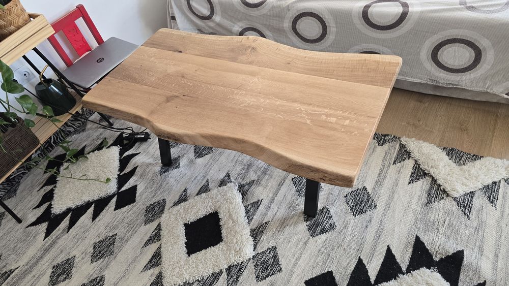 Polița  și blat masa din  lemn masiv esenta tare