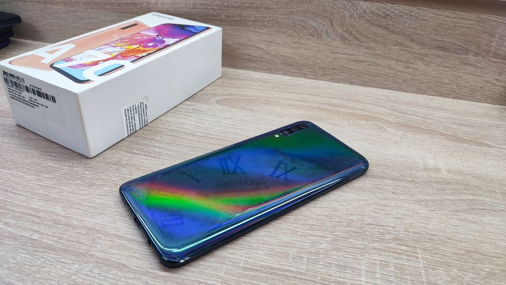 Samsung A70 Blue 128GB 6Gb RAM 349.99 Lei