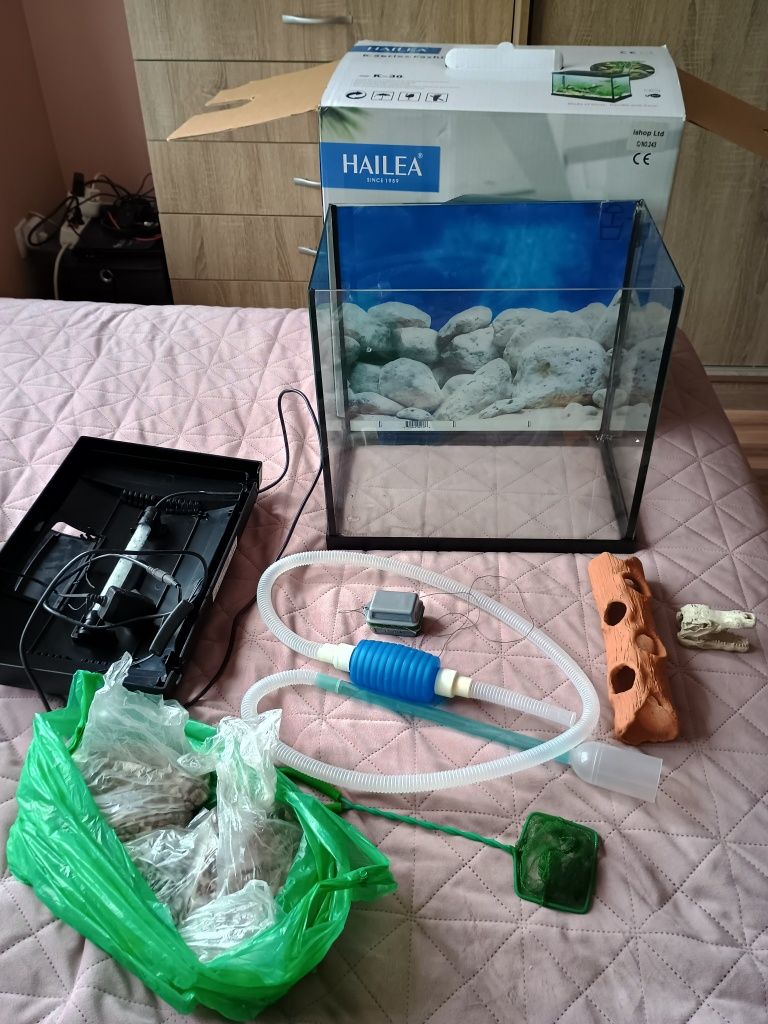 Аквариум Hailea K30 - черен