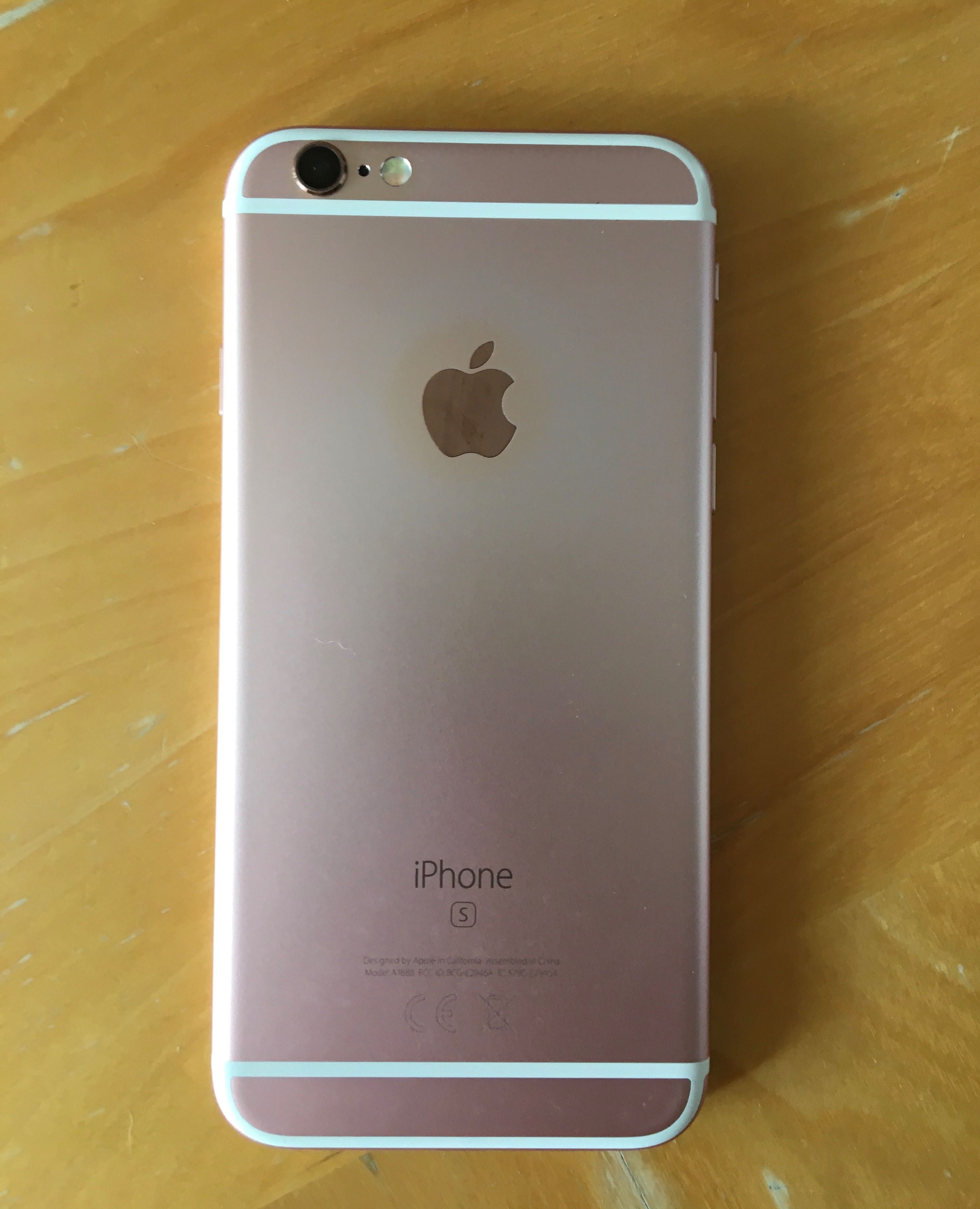 iPhone 6s много запазен