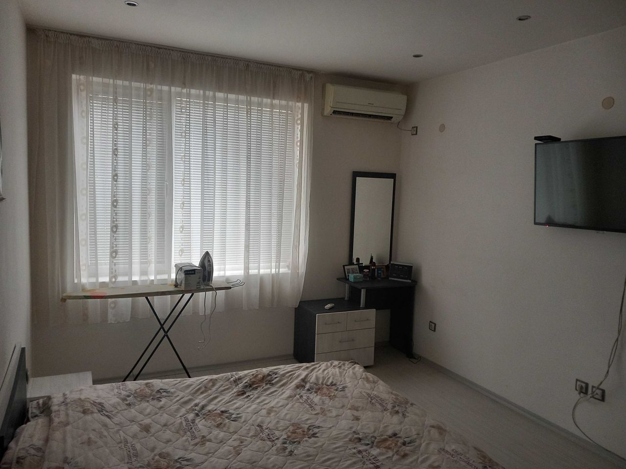 Дава се под наем Тристаен апартамент в Стамболийски - 90 кв.м за 408 € - Снимка #11