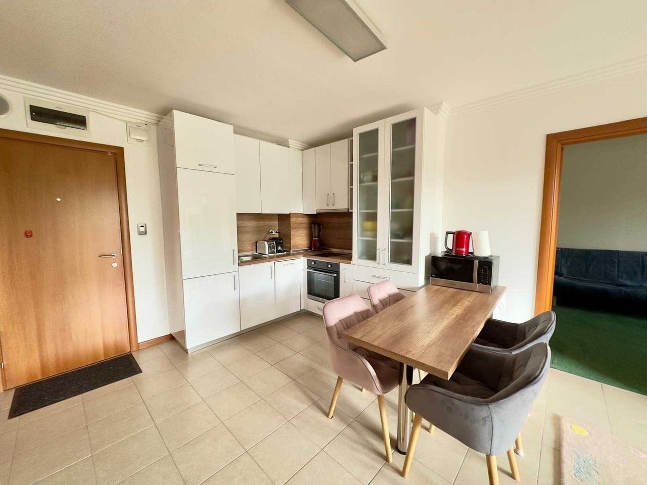Продава се Тристаен апартамент в с. Равда, Област Бургас - 130 кв.м за 1270 €/кв.м - Снимка #9