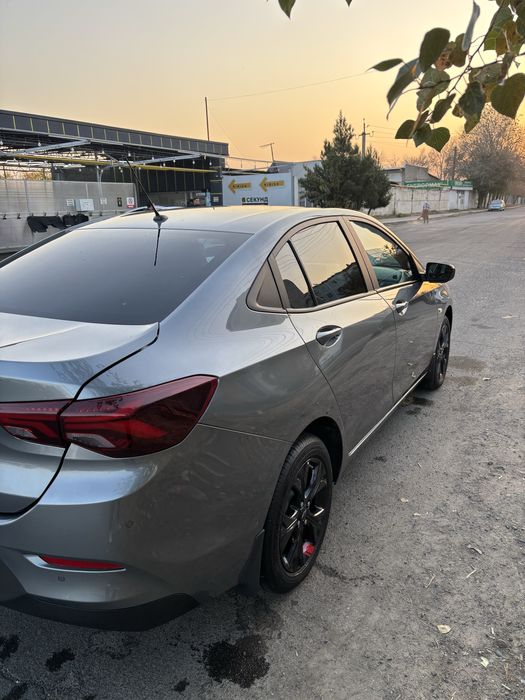 Продам срочно свой Onix Redline