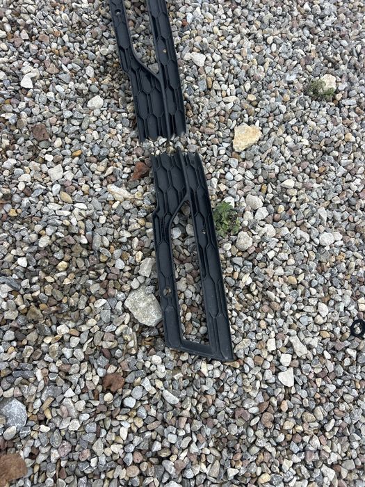 Декоративни решетки предна броня skoda oktavia 19-24