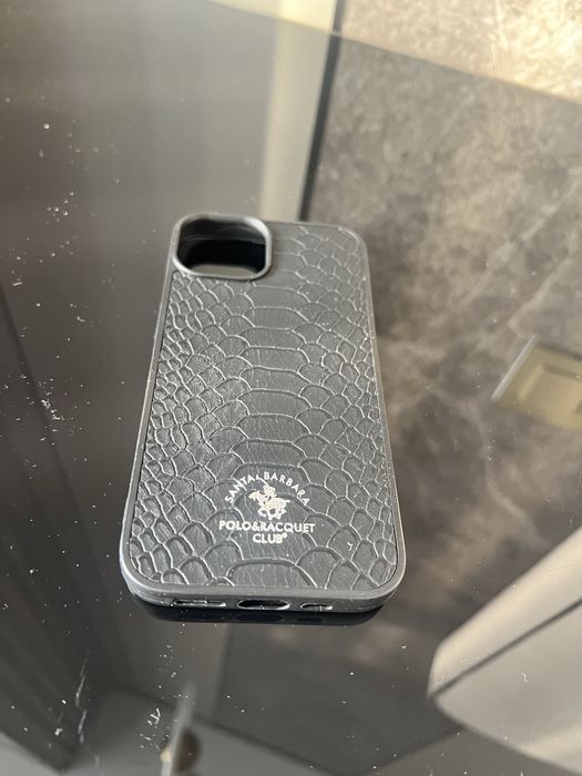 Продам чехол на Айфон 13