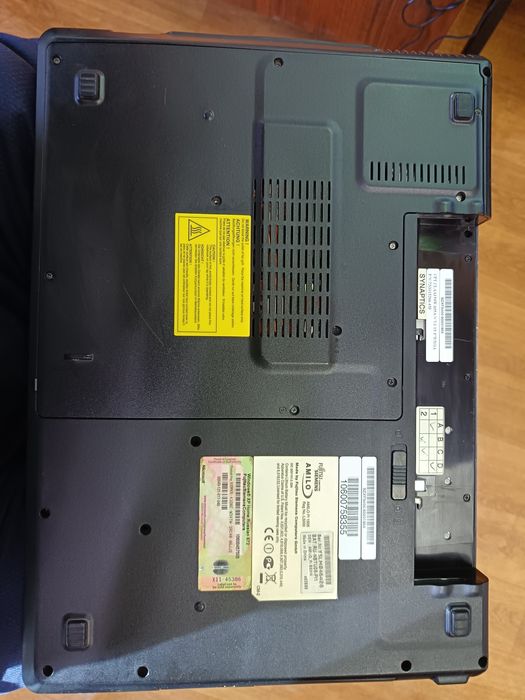 Ноутбук сотилади, Fujitsu Siemens