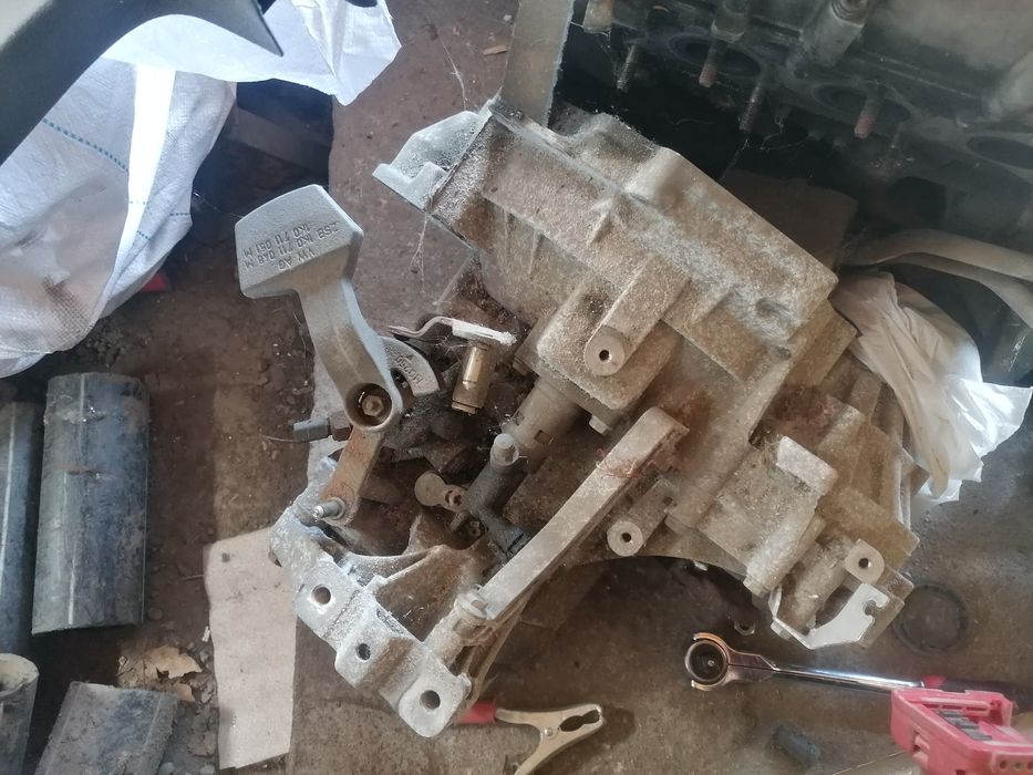 Cutie viteze vw golf 5 jetta 1.4 tsi