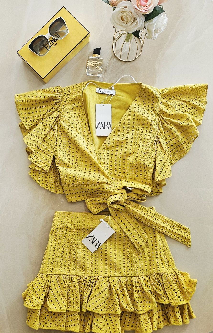 Костюмче "ZARA" в цвят горчица