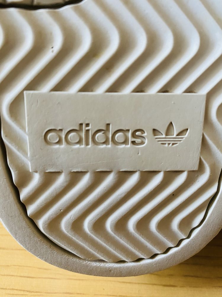 ADIDAS  SUPERCOURT  ,  номер  38.2/3