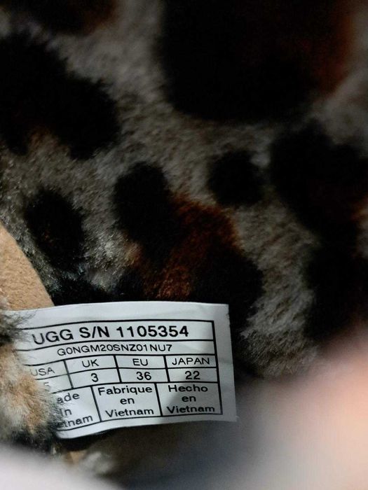 Ghete UGG, 36, noi fara eticheta