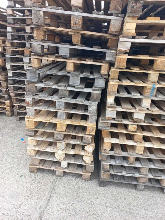 Vand tevi 3lei/kg, respectiv paleti 15lei/buc