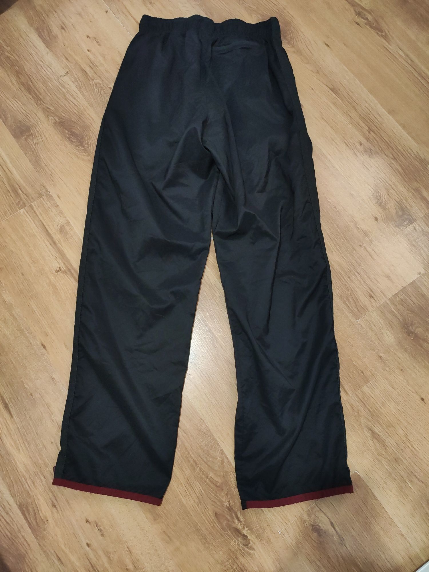 Pantaloni Under Armour mărimea M