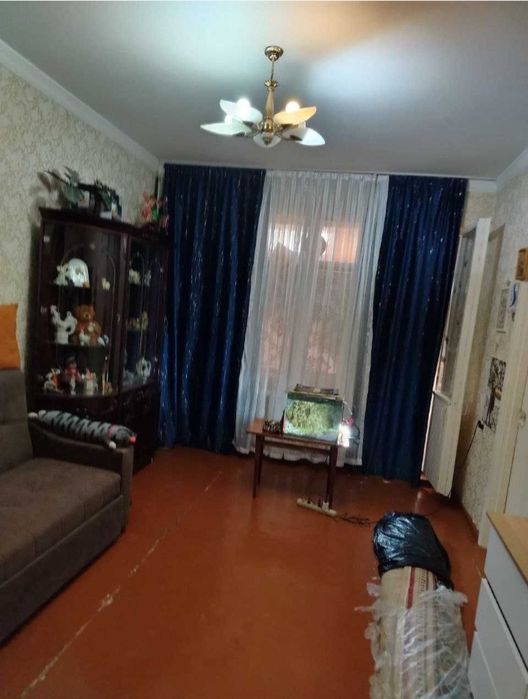 Чил20 балкон 1.5х6 хорошая 1в2 комнатная