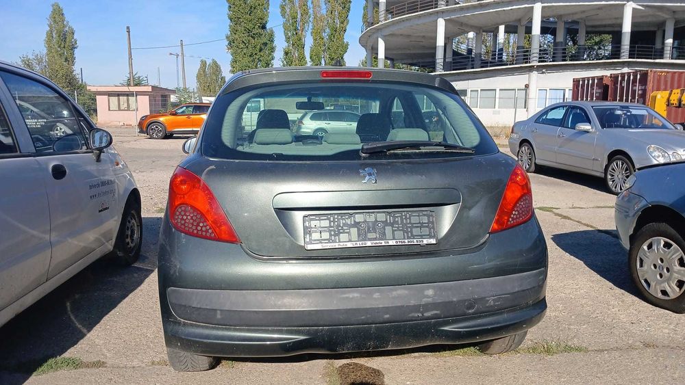 Dezmembrez Peugeot 207 1.4 Benzina DIN 2008 - KFU