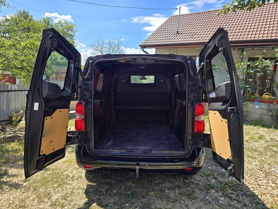 Peugeot Expert 2018, 180 cp furgoneta