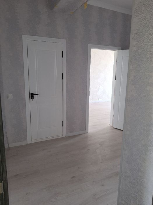 Бобур махаллада 5хонали 120 м² кв сотилади