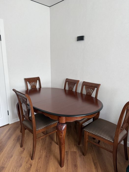 Стол гостевой из натурального дерева, Россия