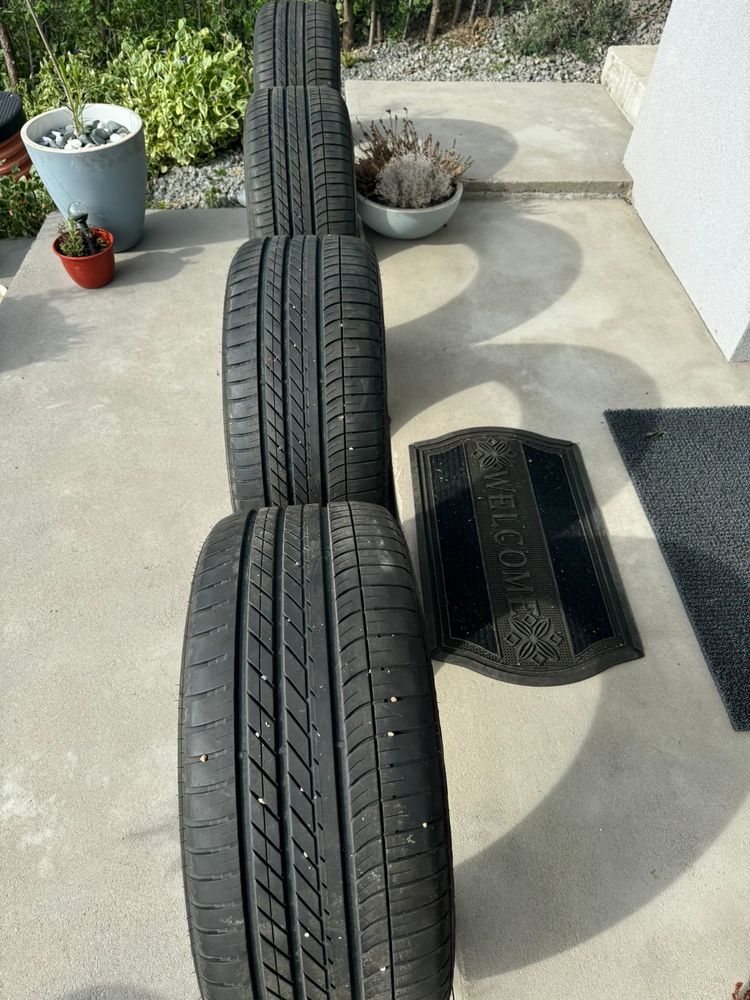 Anvelope Good year run flet 285/45 R19 255/50 R19