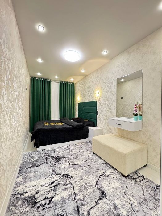 Чиланзар 2 2/4/4, балкон 1,5х3, евро, мебель и техника